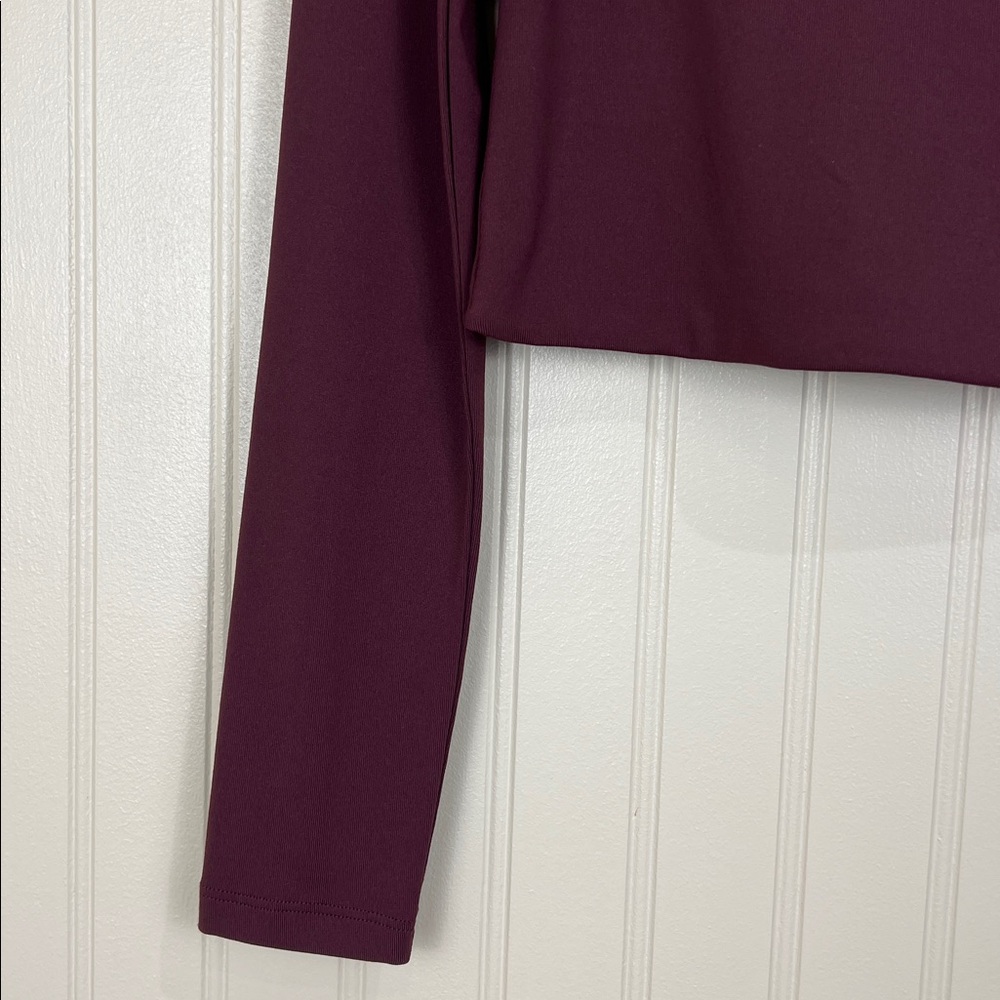 NWT Aritzia Babaton Women’s Contour Crew Long Sleeve Rich Maroon Size XS - Picture 3 of 9
